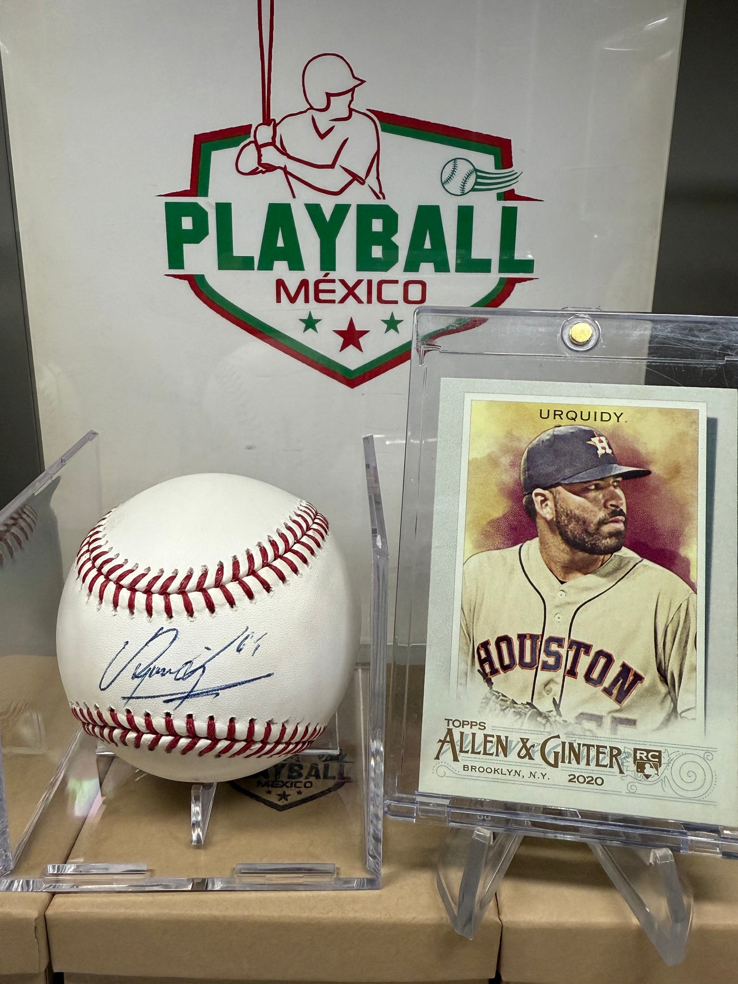 José Urquidy. Pelota Con Autógrafo Certificado Beckett.