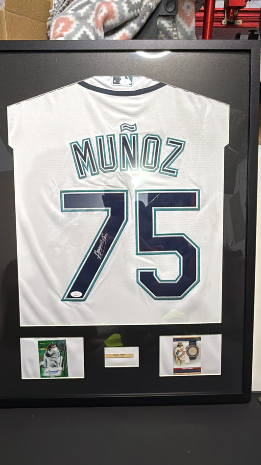 Jersey Firmado Andrés Muñoz Certificado