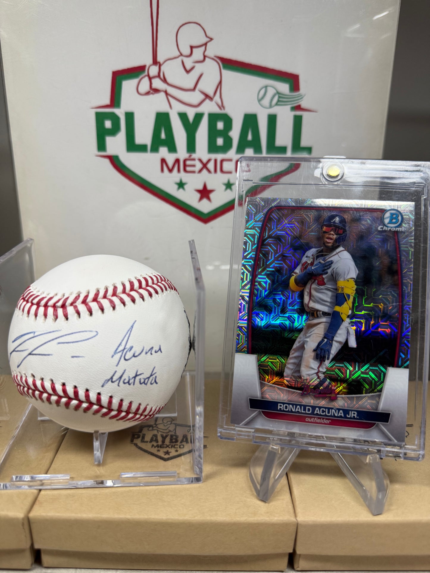 Ronald Acuna Jr, Pelota con Autógrafo Certificado. Inscripción Acuña Matata.