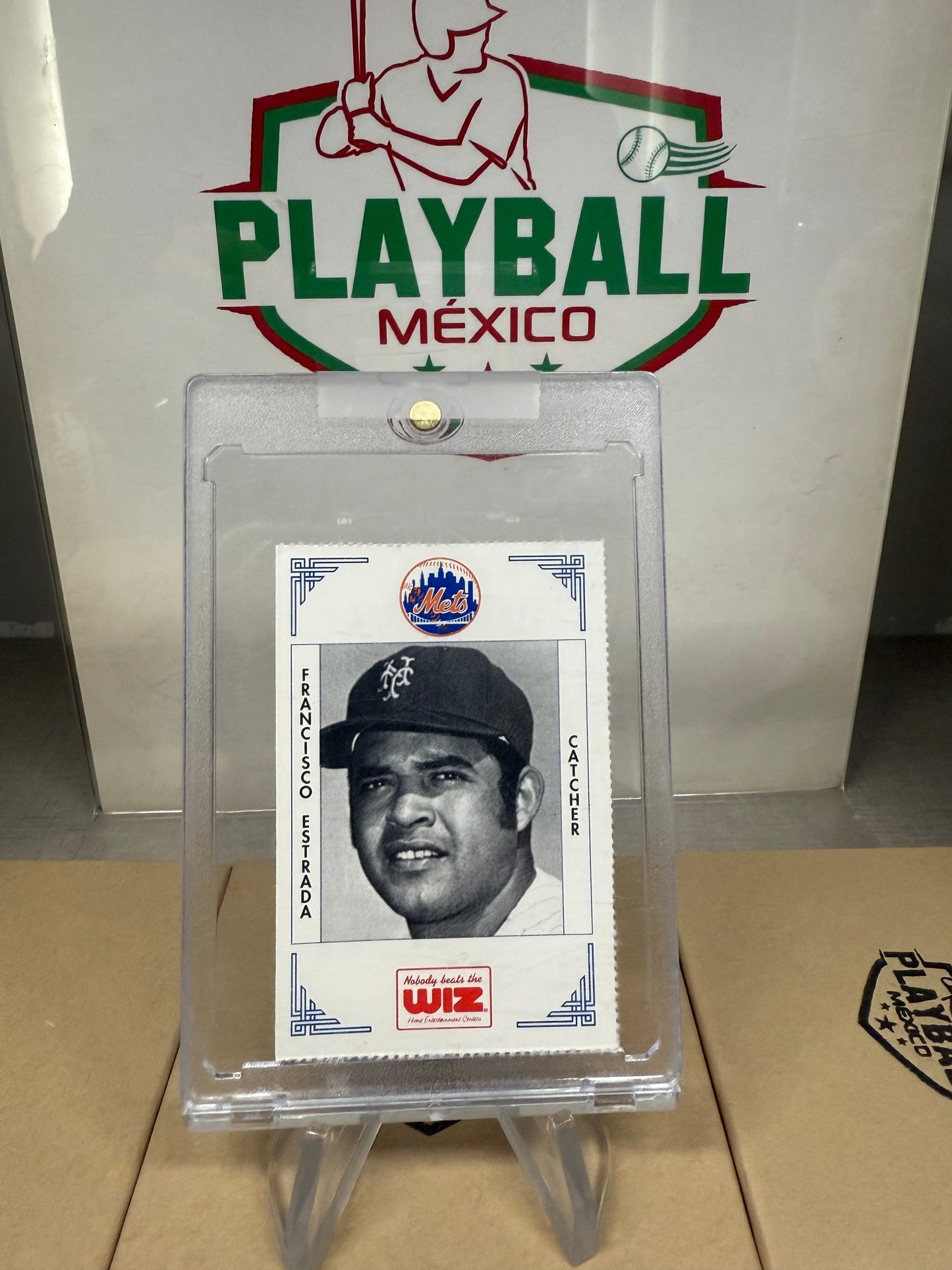 Francisco Paquin Estrada. Escasa Tarjeta del jugador por su paso por MLB.