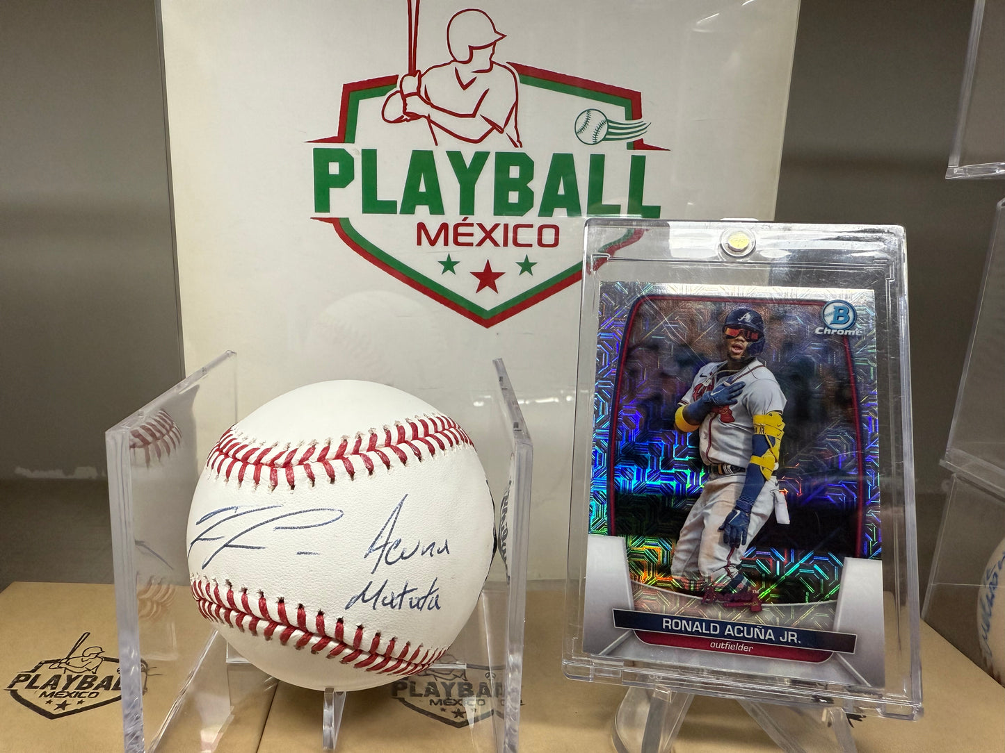 Ronald Acuna Jr, Pelota con Autógrafo Certificado. Inscripción Acuña Matata.