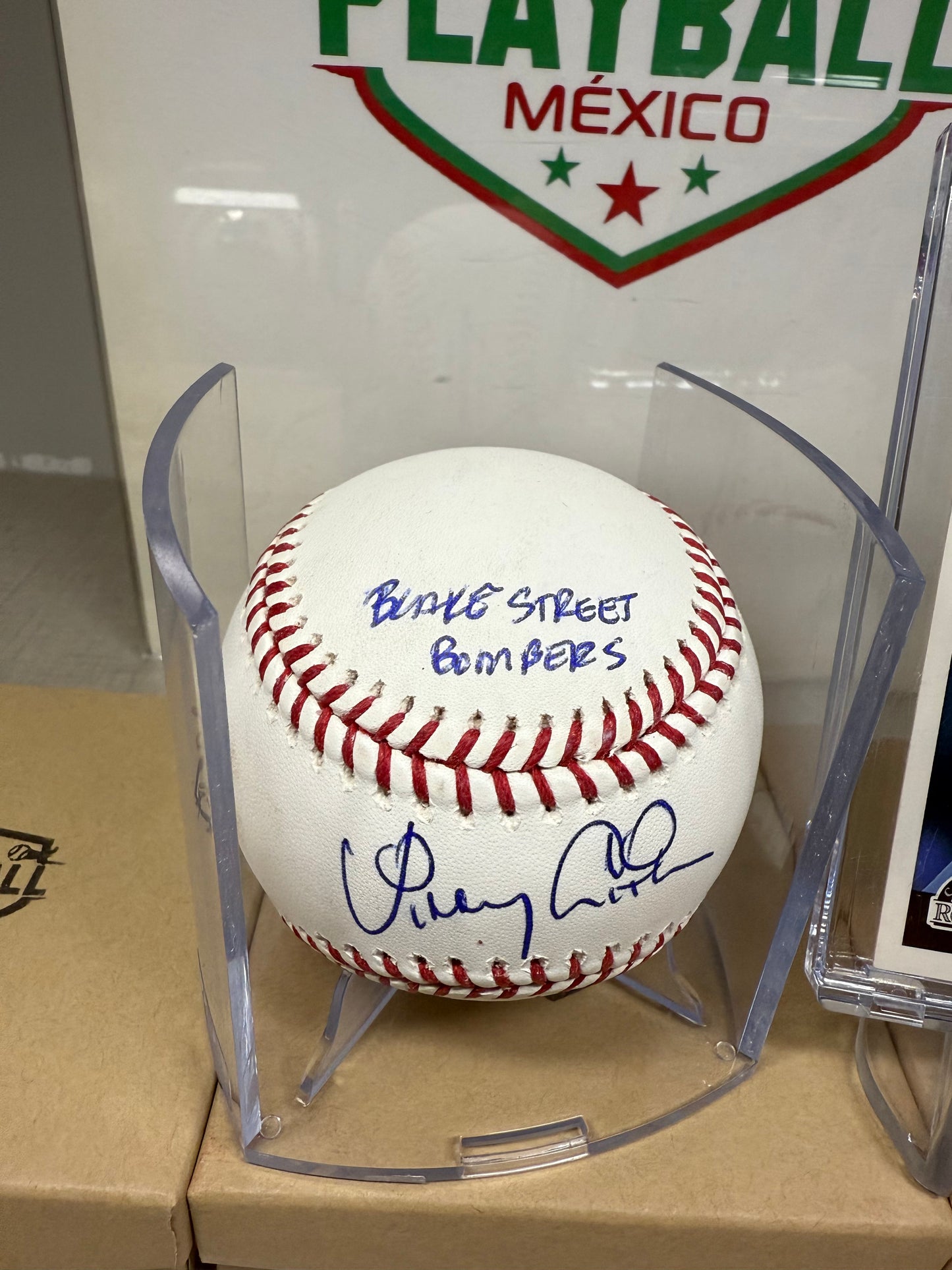 Vinny Castilla (Pelota con Autografo Certicifado JSA).