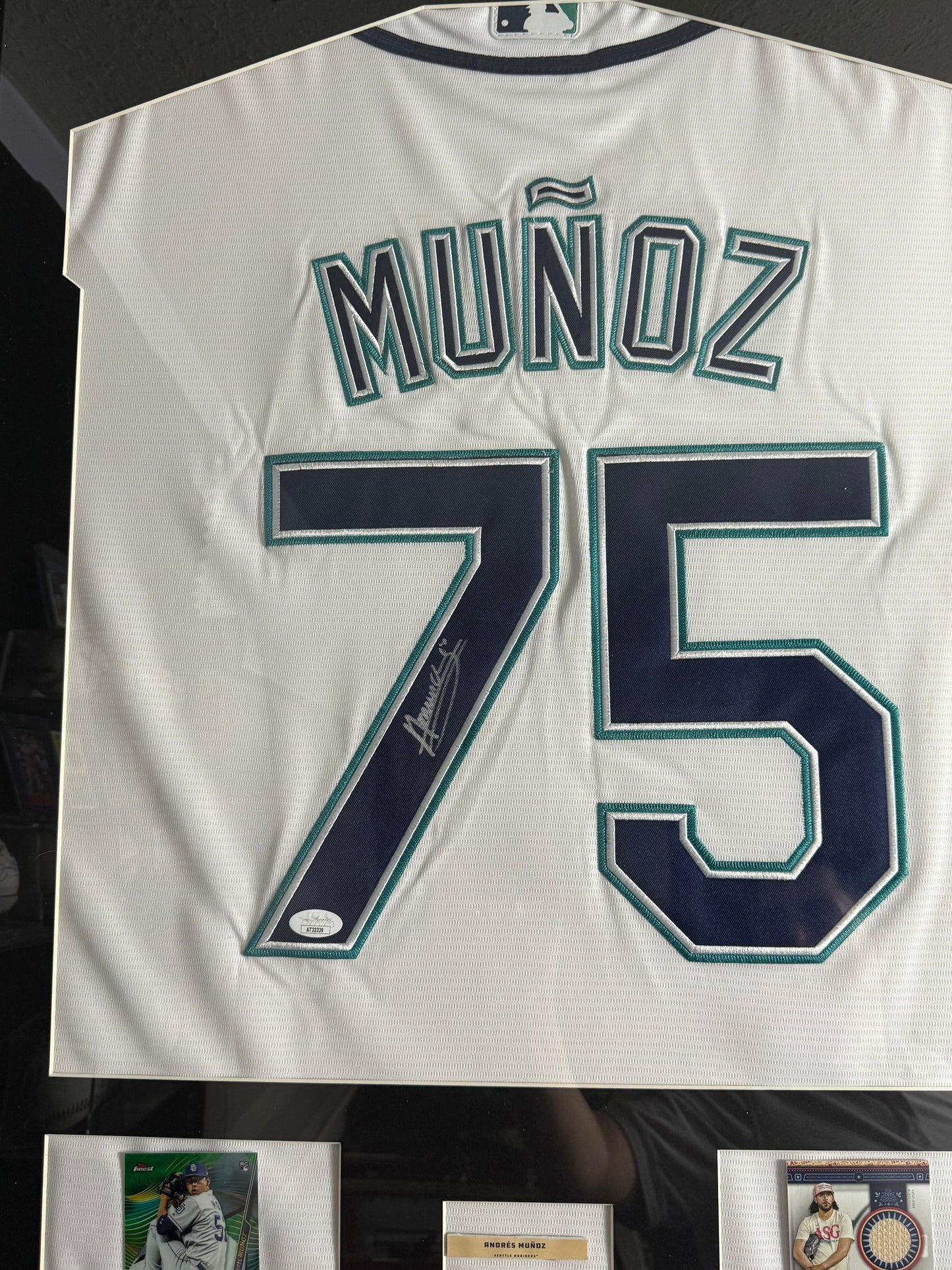 Jersey Firmado Andrés Muñoz Certificado