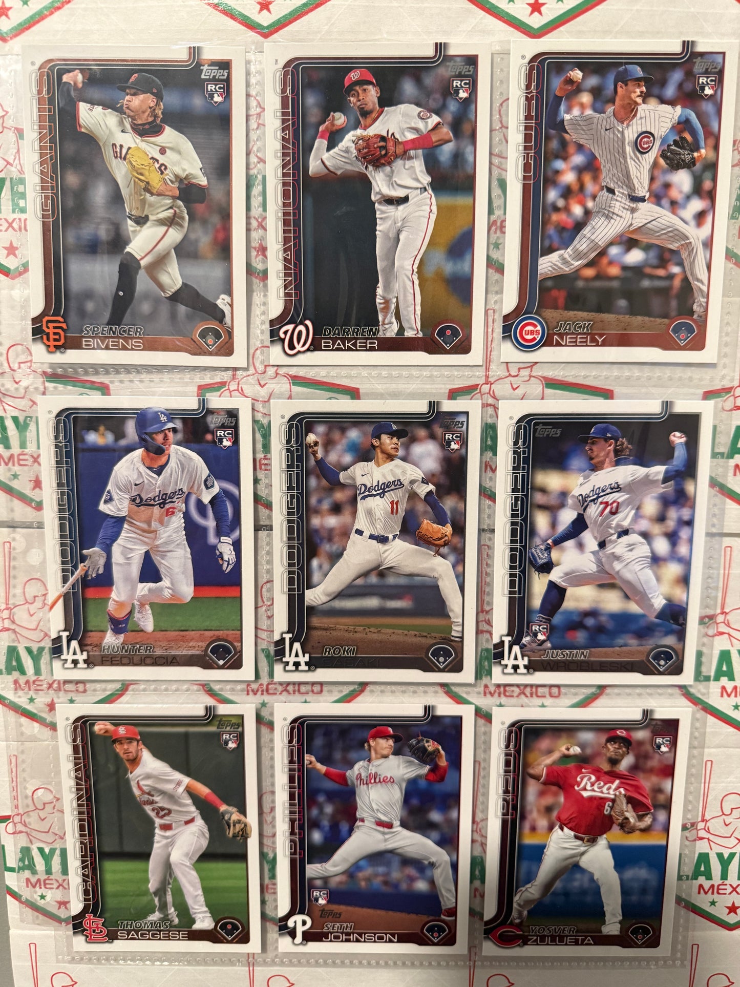 Lote 2025 Topps Rookie Card Base 18 Tarjetas