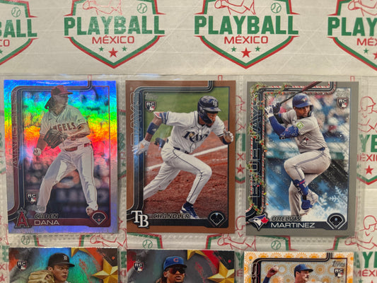 Lote 2025 Topps Rookie Card Insert